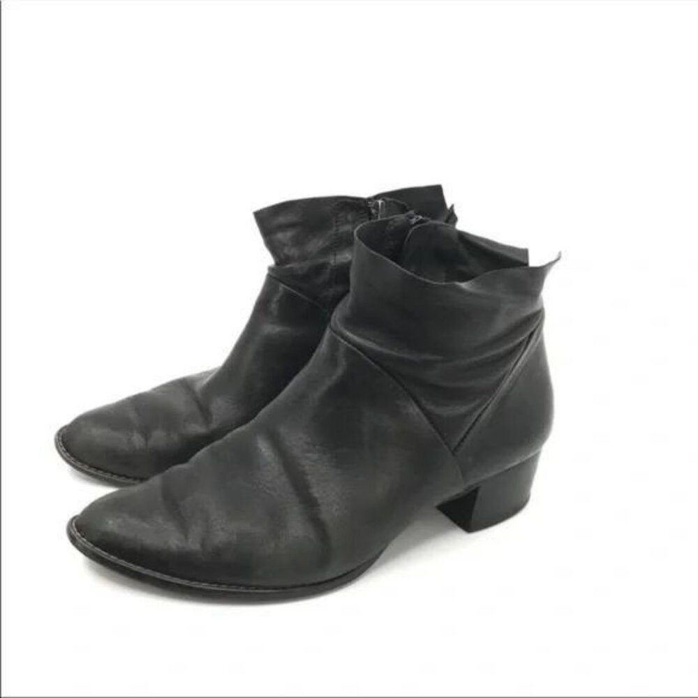 Black ankle booties boots